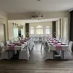 Und Restaurant Kranichsberg Отель 3*