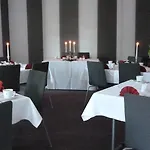 Отель Und Restaurant Kranichsberg 3*