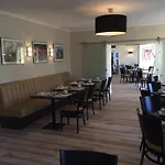 Und Restaurant Kranichsberg Отель 3*