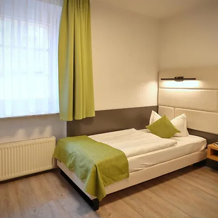 Und Restaurant Kranichsberg Hotel Woltersdorf (Brandenburg)