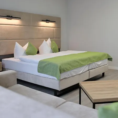 Hotel Und Restaurant Kranichsberg Woltersdorf (Brandenburg)