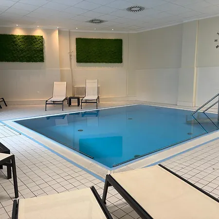 Hotel Und Restaurant Kranichsberg Woltersdorf (Brandenburg)