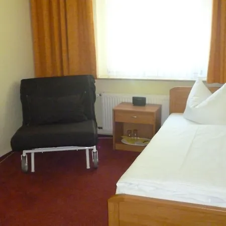 Und Restaurant Kranichsberg 3* Woltersdorf (Brandenburg)