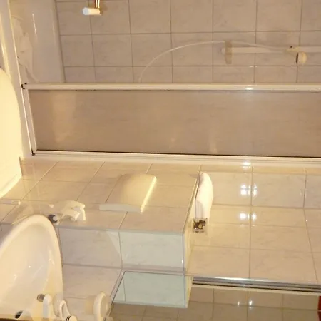 Hotel Und Restaurant Kranichsberg 3*