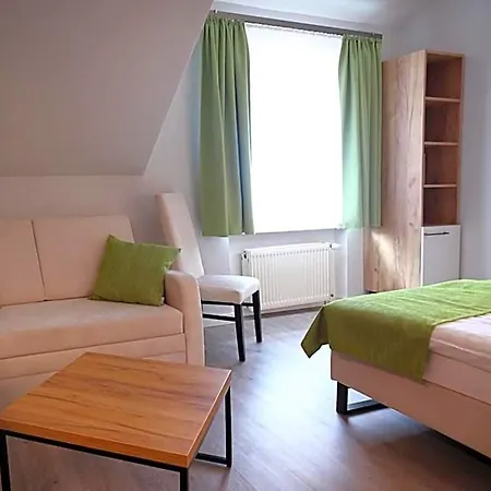 Hotel Und Restaurant Kranichsberg 3*