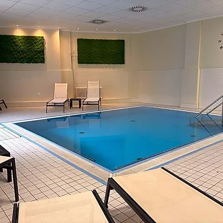 Und Restaurant Kranichsberg 3*