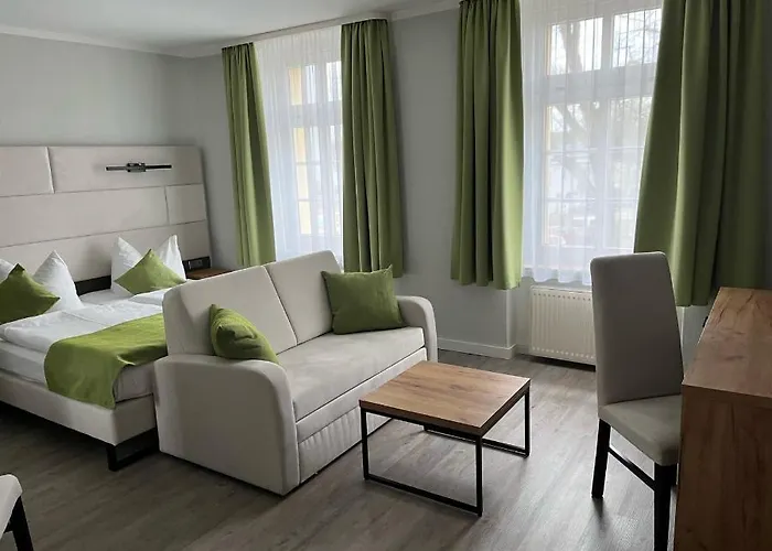 Hotel Und Restaurant Kranichsberg