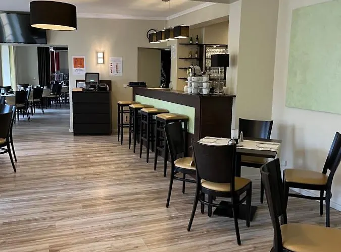 Und Restaurant Kranichsberg Hotel Woltersdorf (Brandenburg)