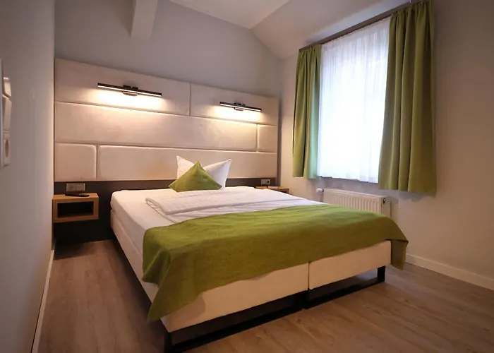 Hotel Und Restaurant Kranichsberg 3*