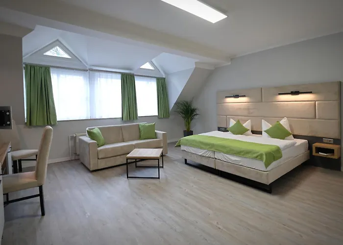 Und Restaurant Kranichsberg 3*