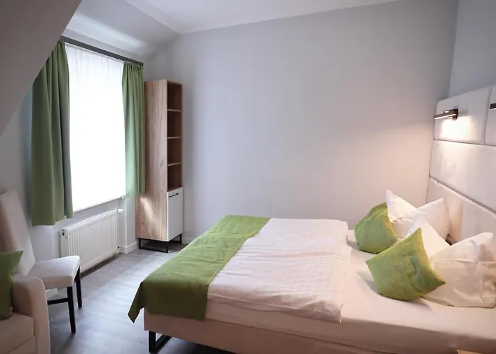 Und Restaurant Kranichsberg 3*