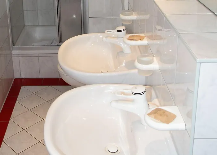 Und Restaurant Kranichsberg Hotel 3*