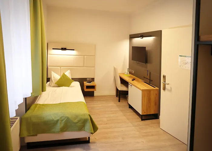 Und Restaurant Kranichsberg 3* Woltersdorf (Brandenburg)