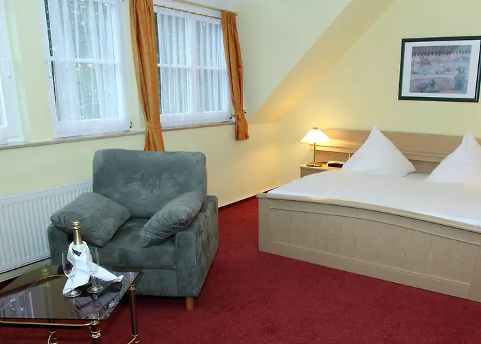 Hotel Und Restaurant Kranichsberg 3*